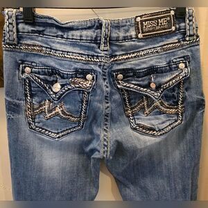 Miss Me Women's Blue Capris 29